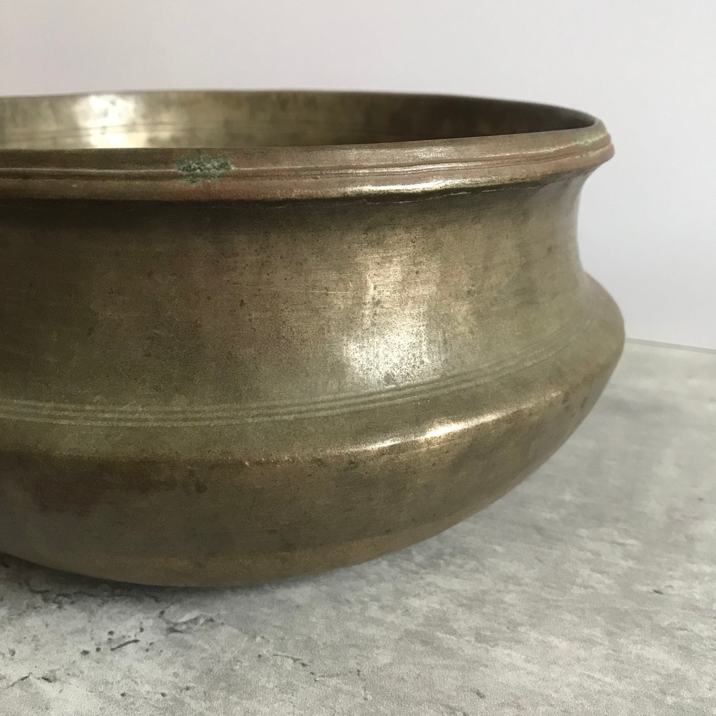 Middle Century Antique Shape Singing Bowl