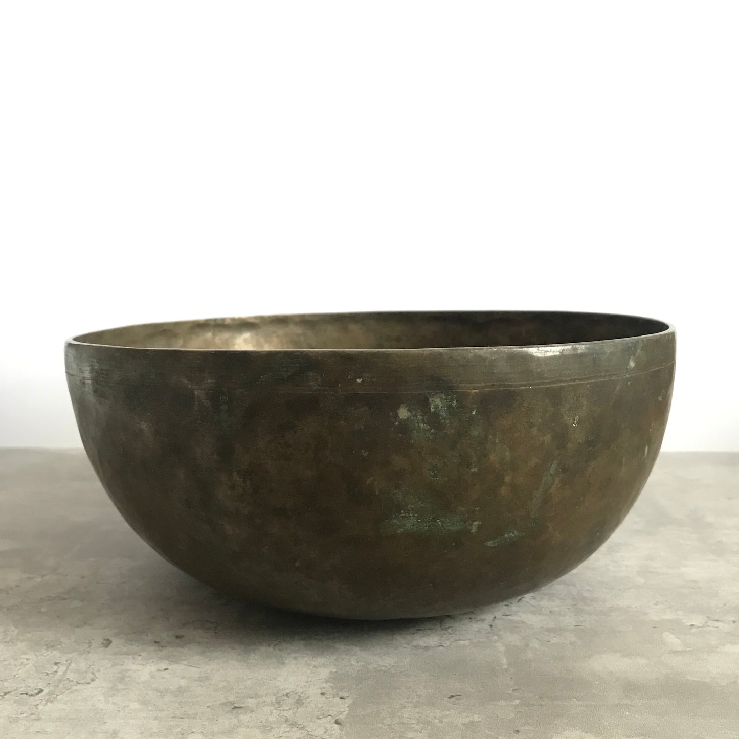 Antique Jambati Singing Bowl