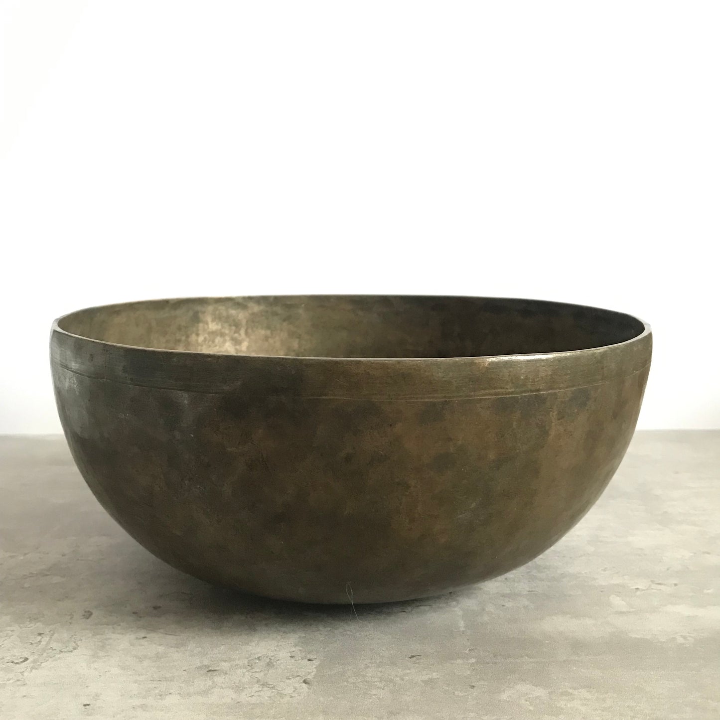 Antique Jambati Singing Bowl