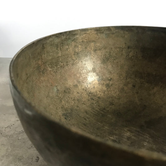 Antique Jambati Singing Bowl