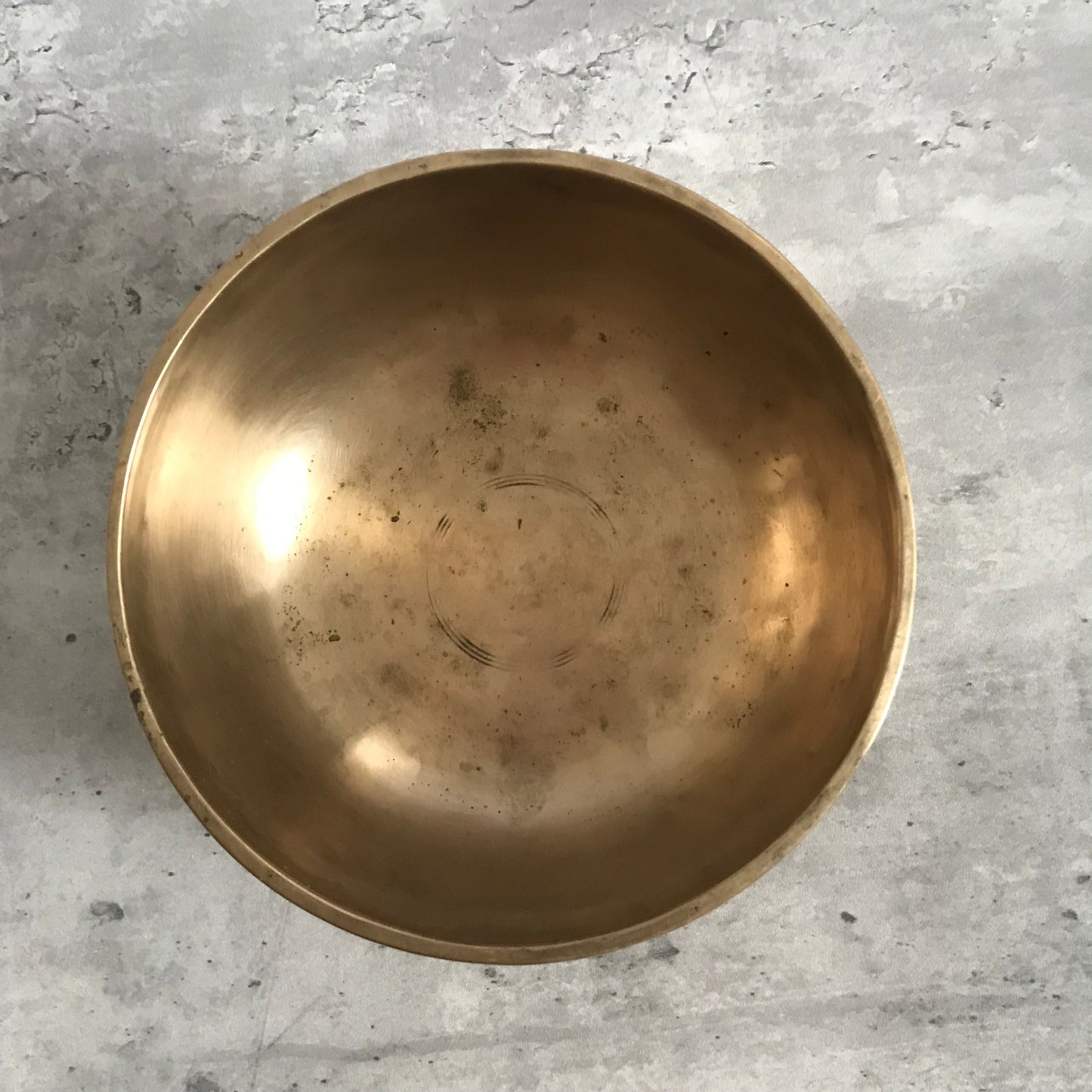 Antique Golden Thadobati Singing Bowl