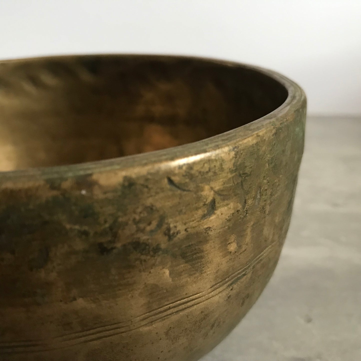 Antique Thadobati Singing Bowl