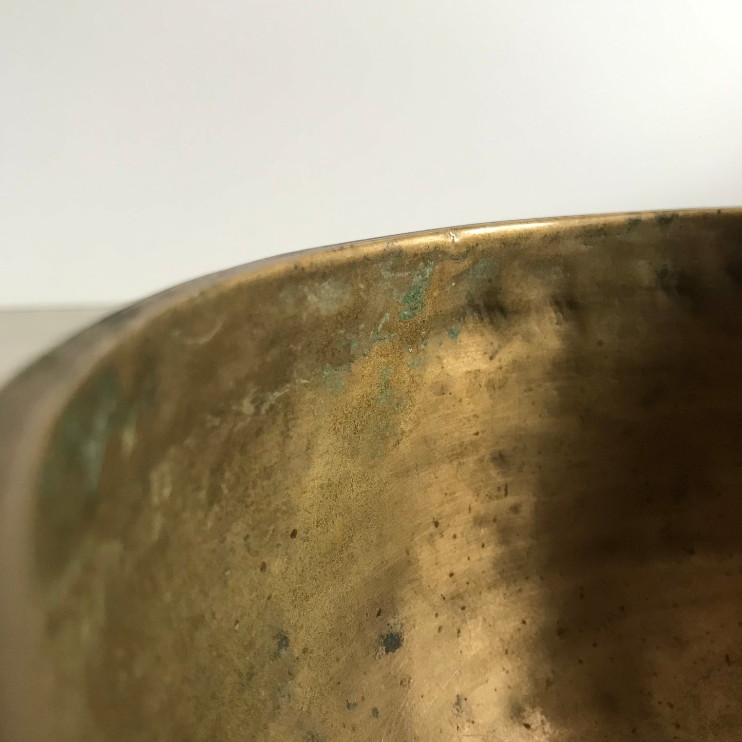 Antique Thadobati Singing Bowl