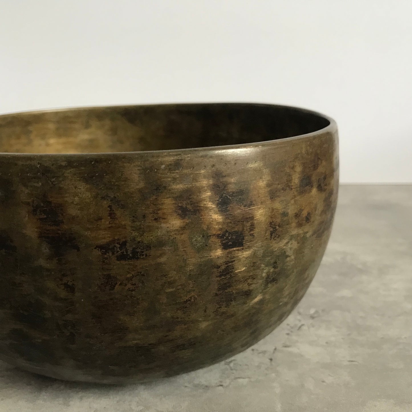 Antique Thadobati Singing Bowl