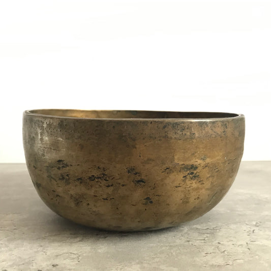 Antique Thadobati Singing Bowl