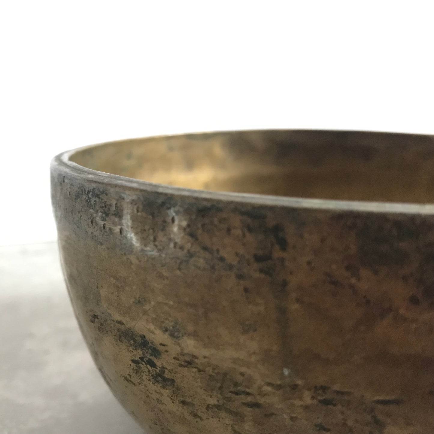 Antique Thadobati Singing Bowl