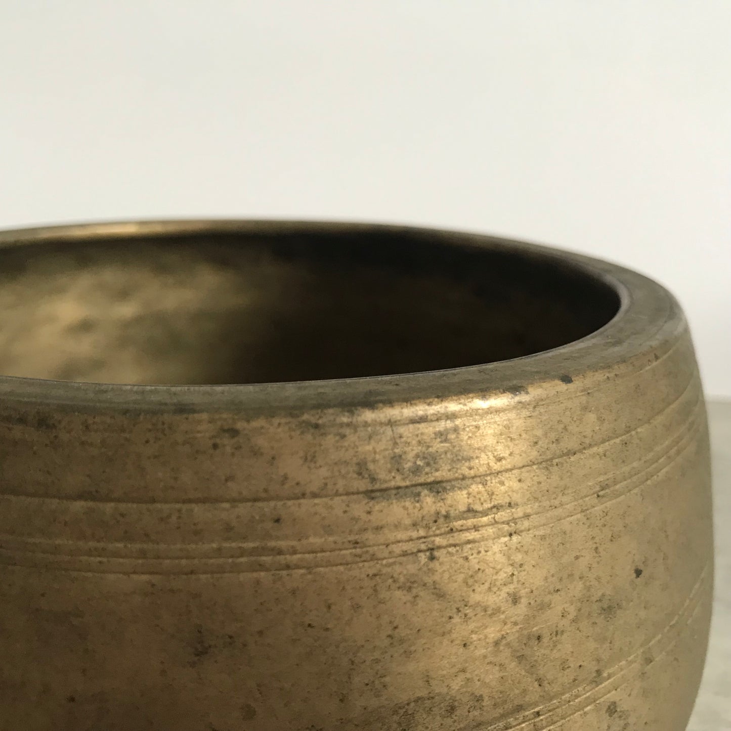 Antique Mani Singing Bowl