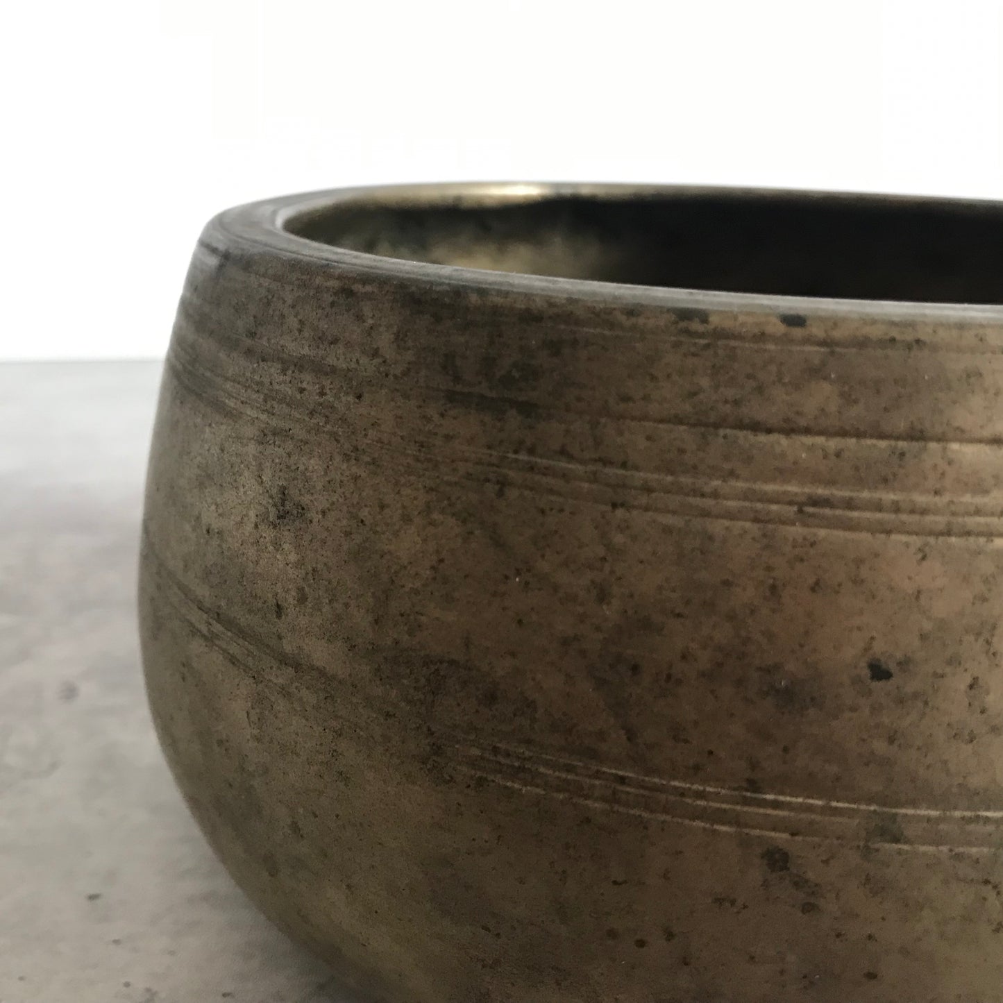 Antique Mani Singing Bowl