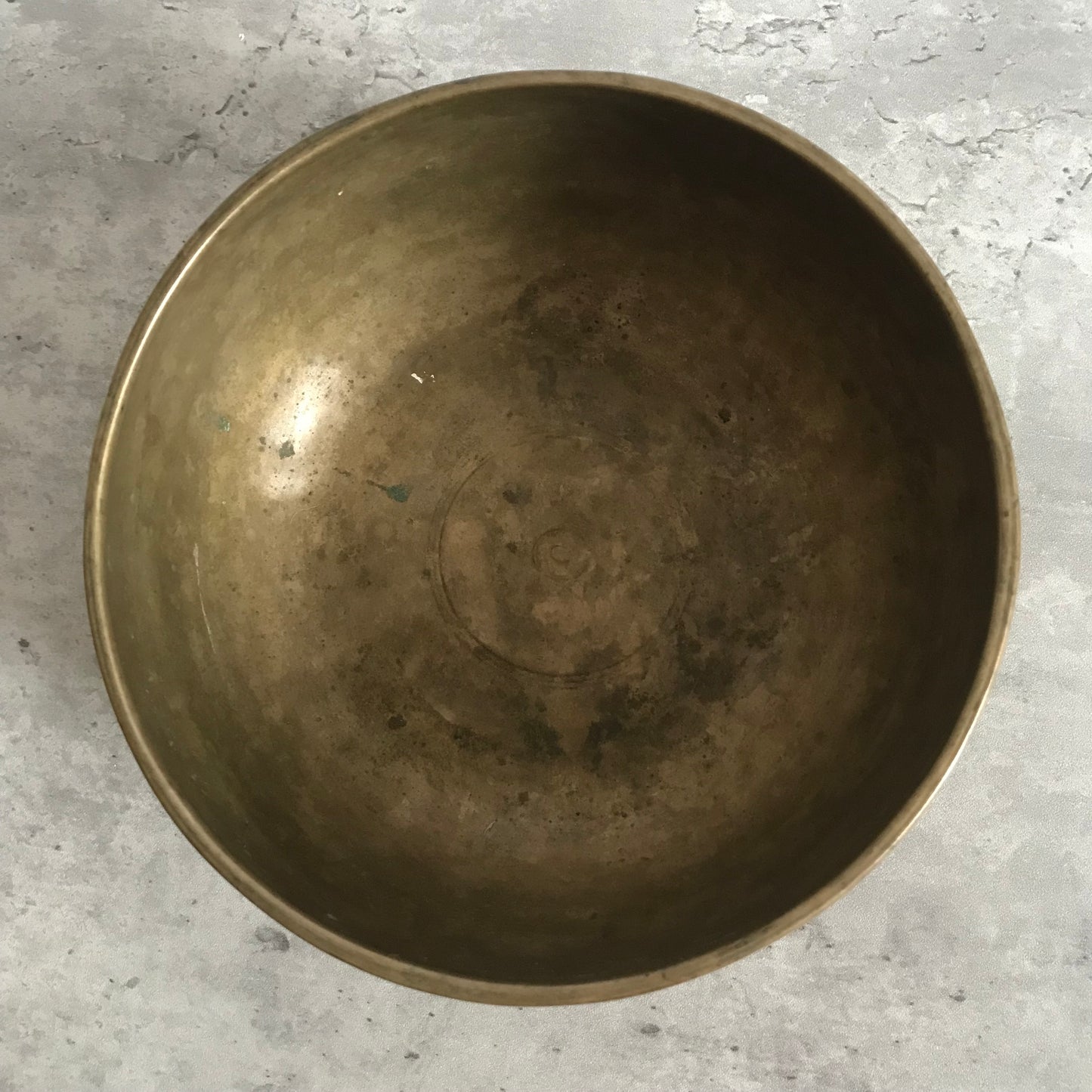 Antique Thadobati Singing Bowl