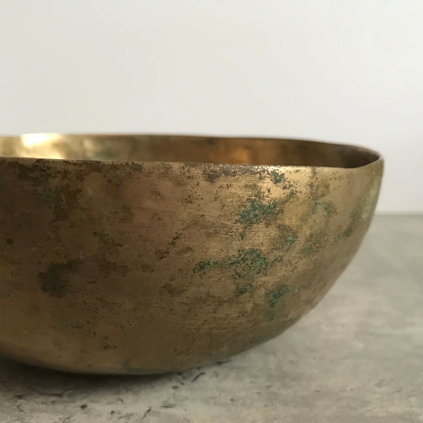 Antique Jambati Golden Singing Bowl