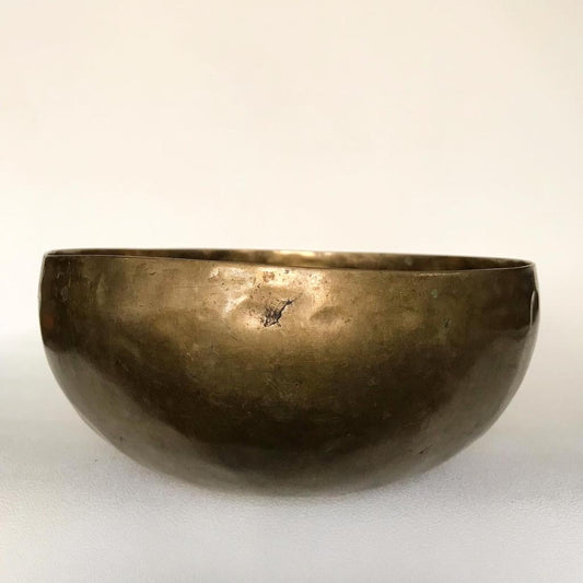 Antique Jambati Golden Angel 111Hz Singing Bowl